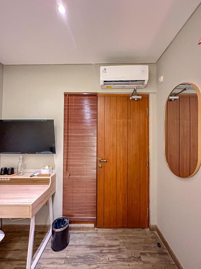 Lugano Arte Homestay Джакарта Экстерьер фото